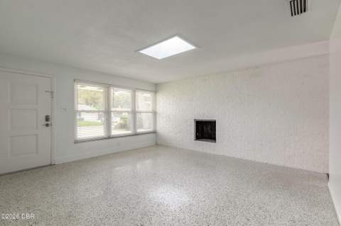 808 E 16th Avenue, New Smyrna Beach FL - photo 10 of 51