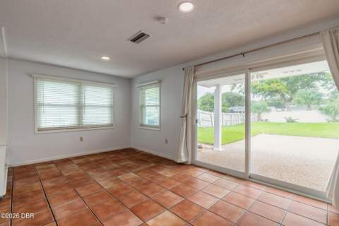 808 E 16th Avenue, New Smyrna Beach FL - photo 12 of 51
