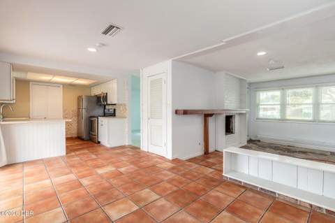 808 E 16th Avenue, New Smyrna Beach FL - photo 13 of 51