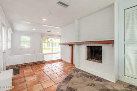808 E 16th Avenue, New Smyrna Beach FL - photo 15 of 51