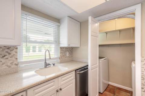 808 E 16th Avenue, New Smyrna Beach FL - photo 19 of 51