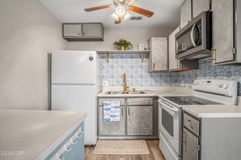 1290 9th Street #506, Daytona Beach FL - photo 9 of 21