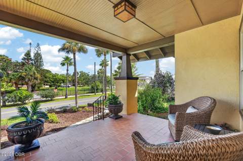 220 Riverview Boulevard, Daytona Beach FL - photo 6 of 45