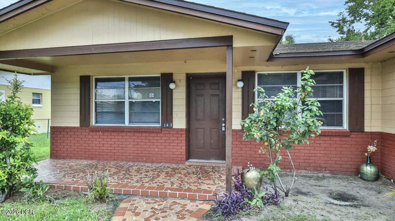 3 bedroom Single Family Residence at 347 Pleasant Street, Daytona Beach, Daytona Beach — photo 3