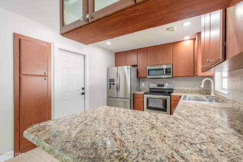 1060 Gary Boulevard, Daytona Beach FL - photo 12 of 30