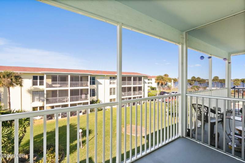1 bedroom Condominium at 719 S Beach Street #B314, River House, Daytona Beach — photo 3