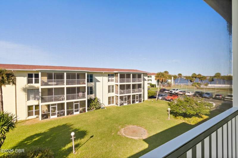 1 bedroom Condominium at 719 S Beach Street #B314, River House, Daytona Beach — photo 4