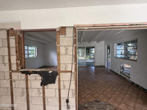 524 Sandra Avenue, Daytona Beach FL - photo 15 of 20
