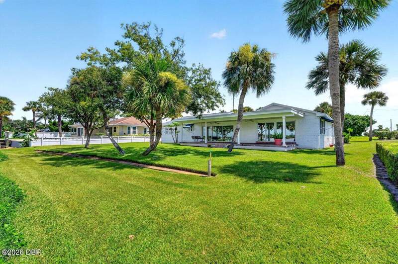 3 bedroom Single Family Residence at 448 Riverside Drive, Ormond Beach, Ormond Beach — photo 4