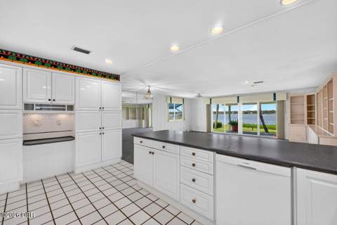 448 Riverside Drive, Ormond Beach FL - photo 13 of 29