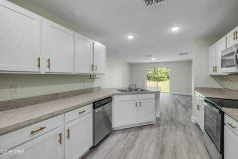 176 Pine Grove Drive, Palm Coast FL - photo 6 of 26