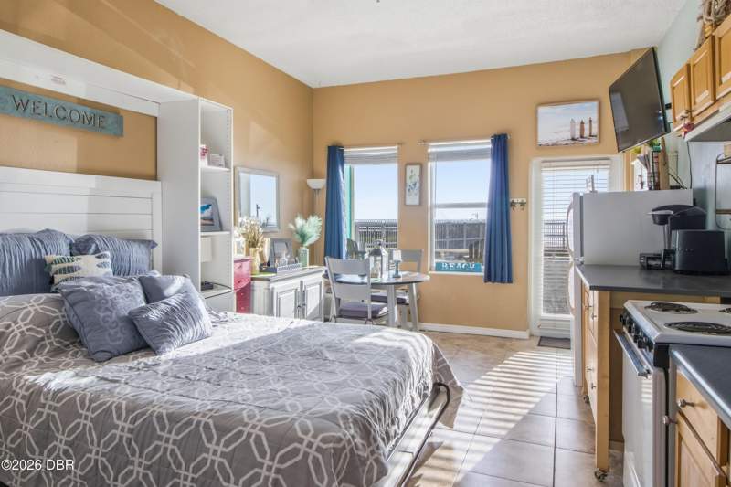 0 bedroom Condotel at 701 S Atlantic Avenue #112, Harbour Beach Resort, Daytona Beach — photo 2