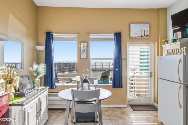 0 bedroom Condotel at 701 S Atlantic Avenue #112, Harbour Beach Resort, Daytona Beach — photo 4