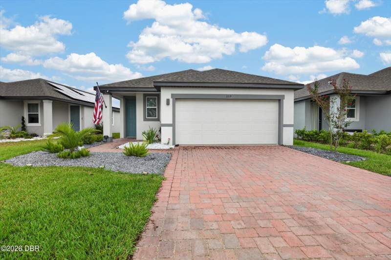3 bedroom Single Family Residence at 209 Links Terrace Boulevard, Links Terrace, Daytona Beach — photo 3