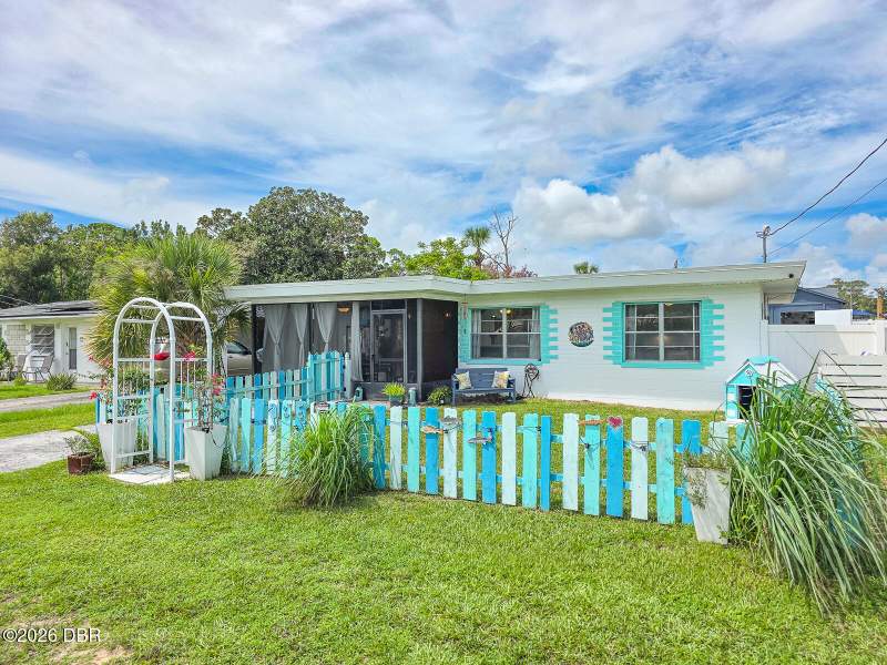 2 bedroom Single Family Residence at 926 Fernald Street, Other, Edgewater — photo 5