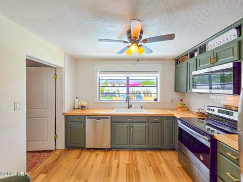 926 Fernald Street, Edgewater FL - photo 16 of 57