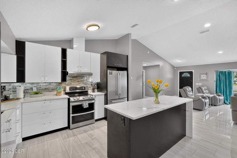 3 bedroom Single Family Residence at 1845 Willow Oak Drive, Not In Subdivision, Edgewater — photo 3