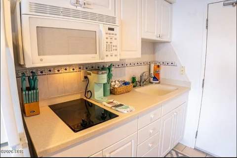 2700 N Atlantic Avenue #708, Daytona Beach FL - photo 10 of 19