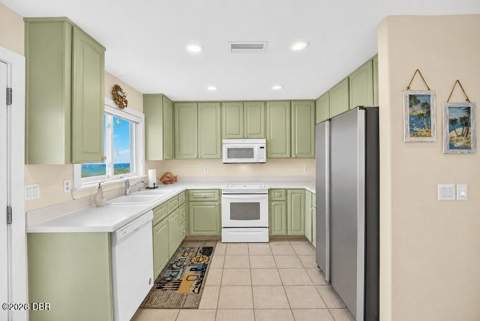 921 N Atlantic Avenue, New Smyrna Beach FL - photo 21 of 58