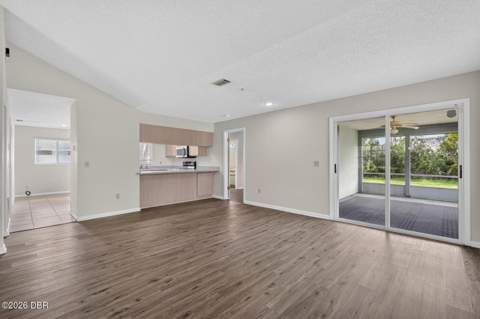 22 Pinelynn Lane, Palm Coast FL - photo 10 of 44