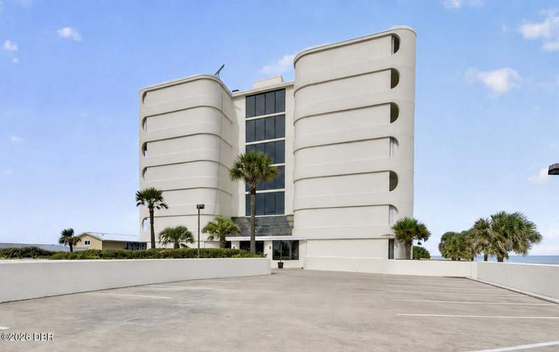 2 bedroom Condominium at 1295 Ocean Shore Boulevard #3040, Tiffany Condo, Ormond Beach — photo 2