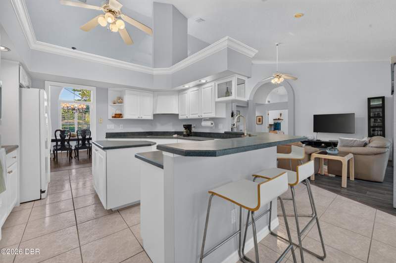 4 bedroom Single Family Residence at 16 Crescent Lake Way, Breakaway Trails, Ormond Beach — photo 5