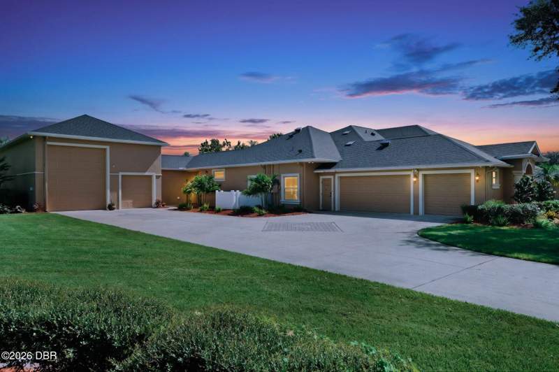 4 bedroom Single Family Residence at 633 Hills Boulevard, Rolling Hills Estate, Port Orange — photo 3