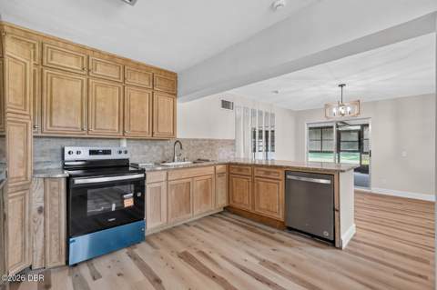730 W University Avenue, DeLand FL - photo 10 of 48