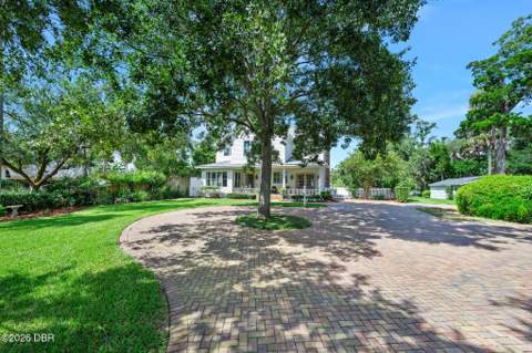 94 N Beach Street, Ormond Beach FL - photo 6 of 69
