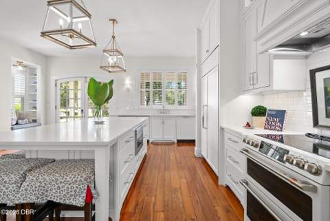 94 N Beach Street, Ormond Beach FL - photo 13 of 69