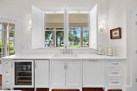 94 N Beach Street, Ormond Beach FL - photo 16 of 69