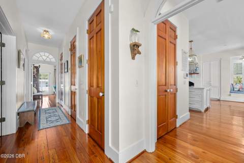 94 N Beach Street, Ormond Beach FL - photo 17 of 69