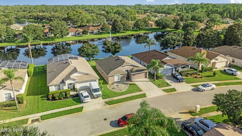 3 bedroom Single Family Residence at 228 Dahoon Holly Drive, Grand Preserve, Daytona Beach — photo 2