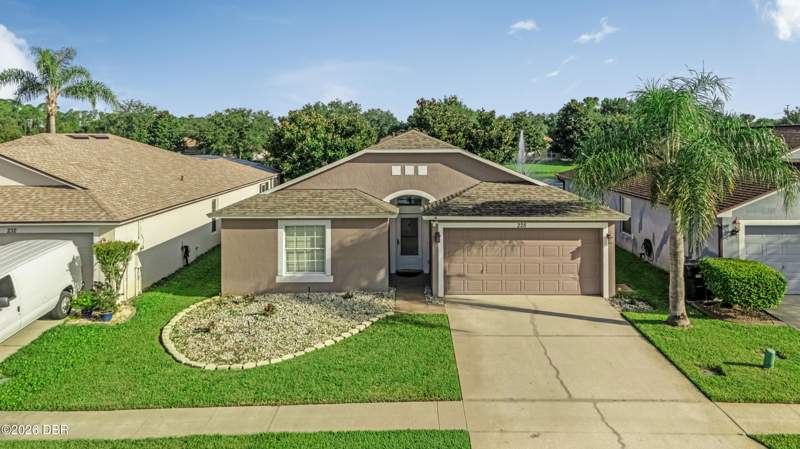 3 bedroom Single Family Residence at 228 Dahoon Holly Drive, Grand Preserve, Daytona Beach — photo 4