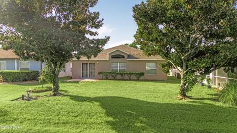 228 Dahoon Holly Drive, Daytona Beach FL - photo 7 of 35