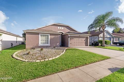 228 Dahoon Holly Drive, Daytona Beach FL - photo 10 of 35