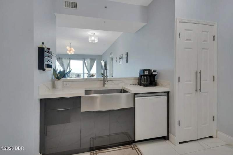 2 bedroom Condominium at 2801 S Ridgewood Avenue #914, Halifax Landing Condo, South Daytona — photo 4