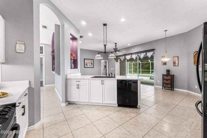 4 bedroom Single Family Residence at 1903 Creekwater Boulevard, Waters Edge, Port Orange — photo 2