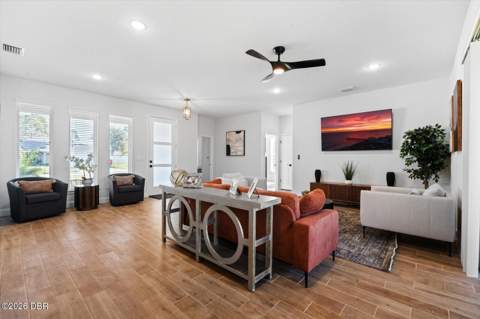 94 Forest Hill Drive, Palm Coast FL - photo 8 of 35
