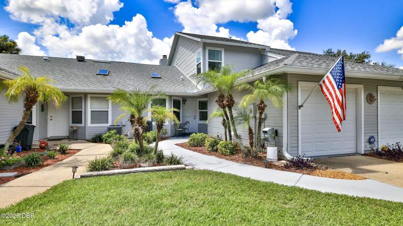 3 bedroom Townhouse at 932 Meadow View Drive #C, Countryside, Port Orange — photo 2