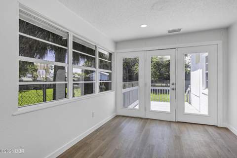 332 Williams Avenue, Daytona Beach FL - photo 13 of 38