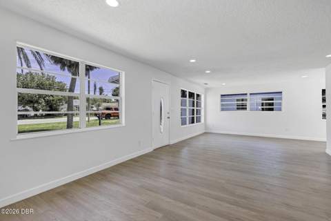 332 Williams Avenue, Daytona Beach FL - photo 14 of 38