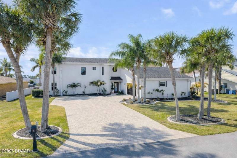 3 bedroom Single Family Residence at 102 Via Duomo, Venezia, New Smyrna Beach — photo 4