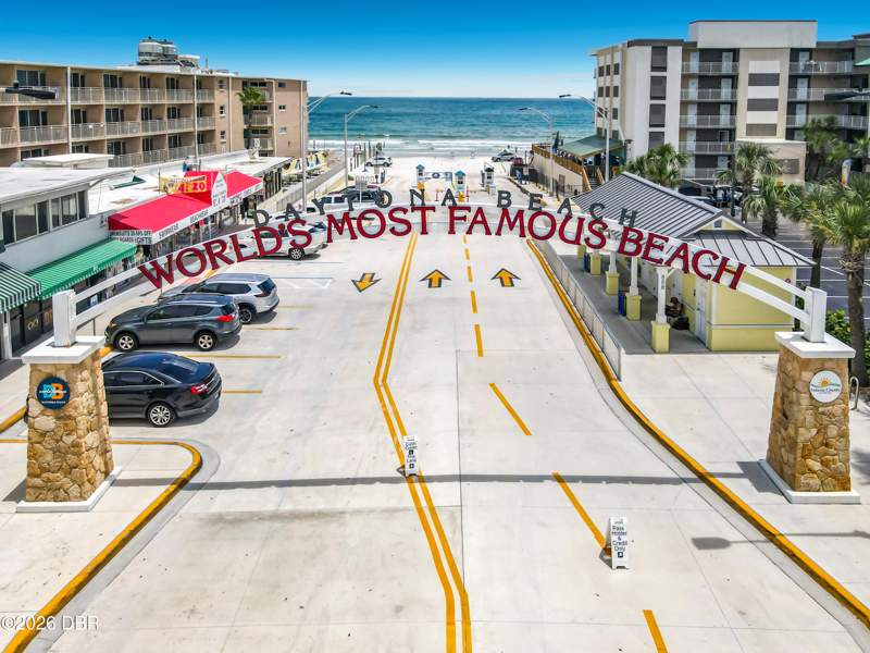 0 bedroom Condotel at 219 S Atlantic Avenue #328, Daytona Inn Beach Resort Condo, Daytona Beach — photo 2