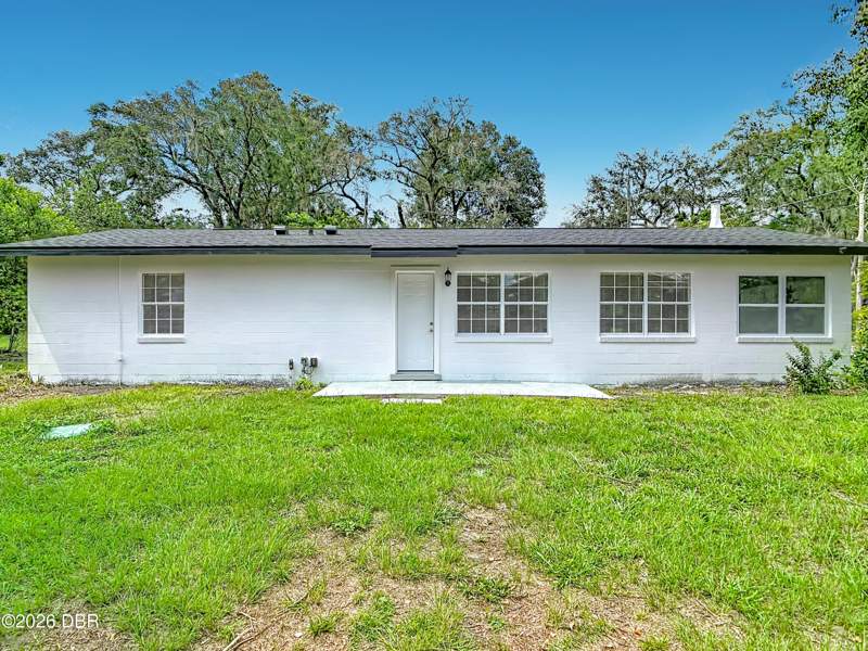 3 bedroom Single Family Residence at 303 Lake Gertie Road, DeLand, DeLand — photo 2
