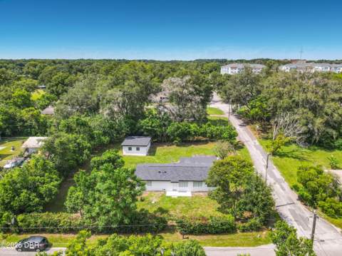 303 Lake Gertie Road, DeLand FL - photo 6 of 35