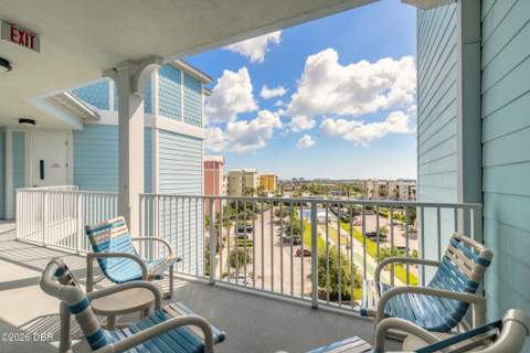 3 Riverwalk Drive #602, New Smyrna Beach FL - photo 6 of 41