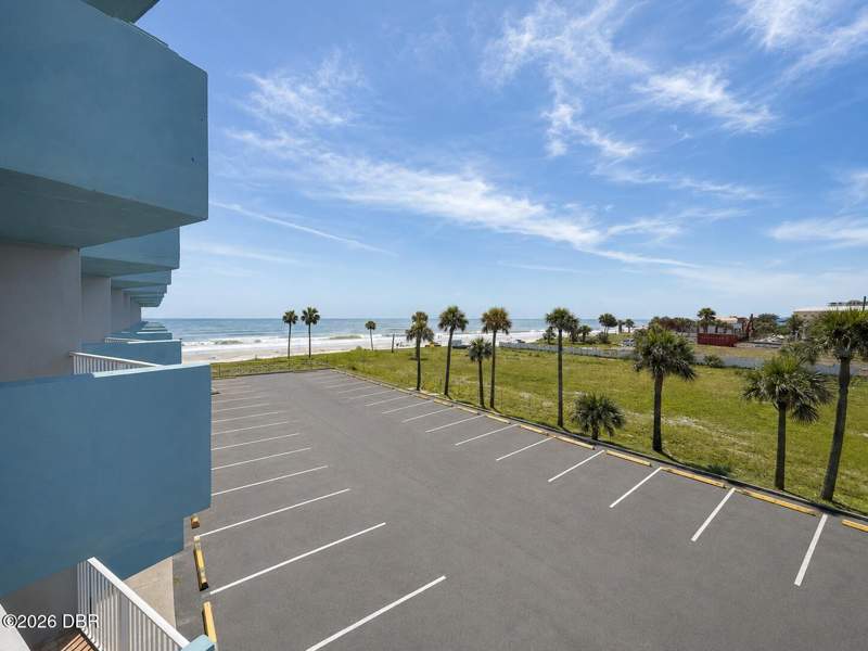 0 bedroom Condotel at 313 S Atlantic Avenue #321, Fountain Beach Resort Condo, Daytona Beach — photo 3