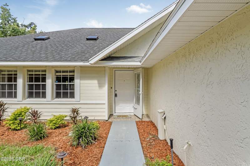 3 bedroom Single Family Residence at 5812 Nob Hill Boulevard, Nob Hill, Port Orange — photo 4