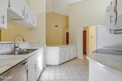 5812 Nob Hill Boulevard, Port Orange FL - photo 10 of 35